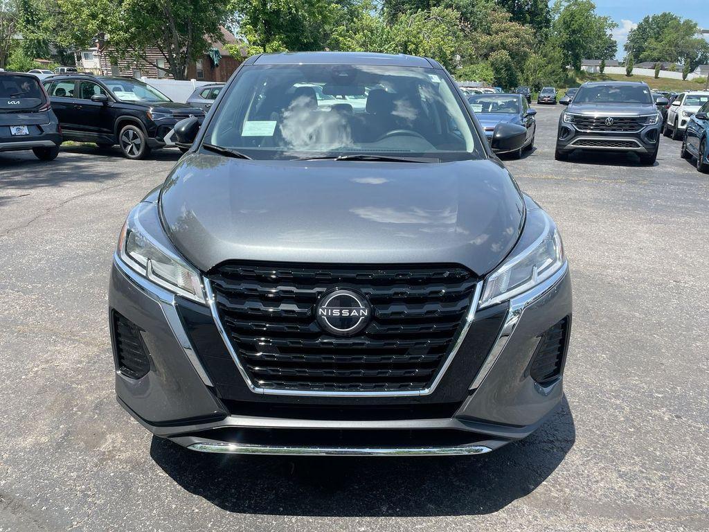 new 2025 Nissan Kicks Play car, priced at $21,542