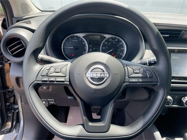 new 2025 Nissan Kicks Play car, priced at $23,760