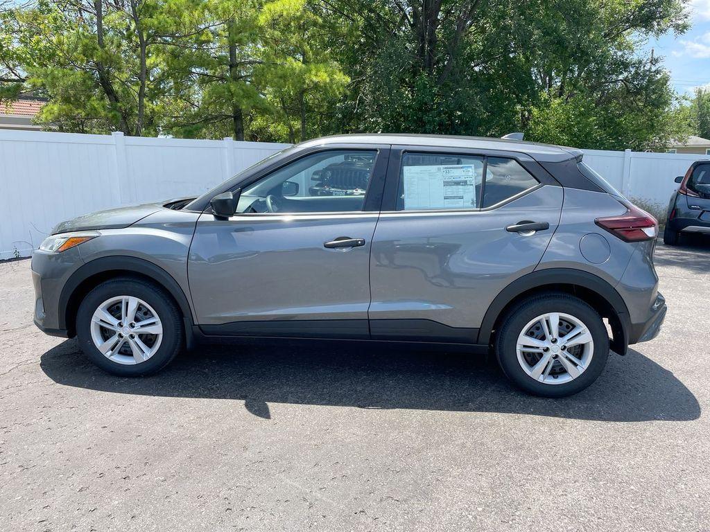 new 2025 Nissan Kicks Play car, priced at $21,542