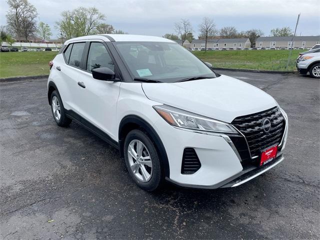 new 2025 Nissan Kicks car, priced at $23,179