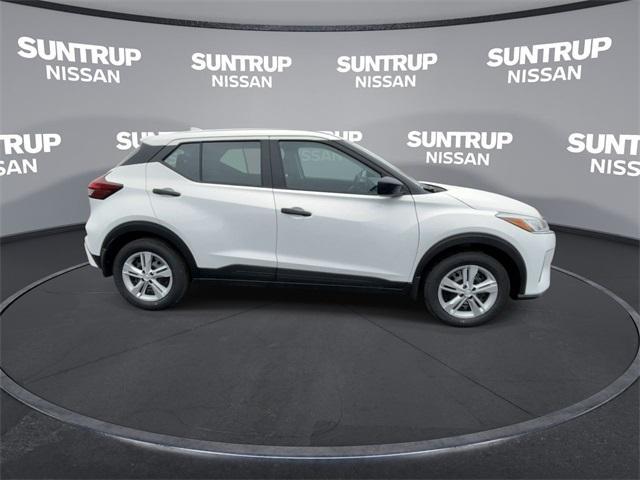 new 2025 Nissan Kicks car, priced at $23,179