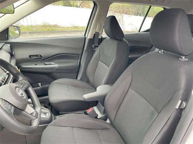 new 2025 Nissan Kicks car, priced at $23,179