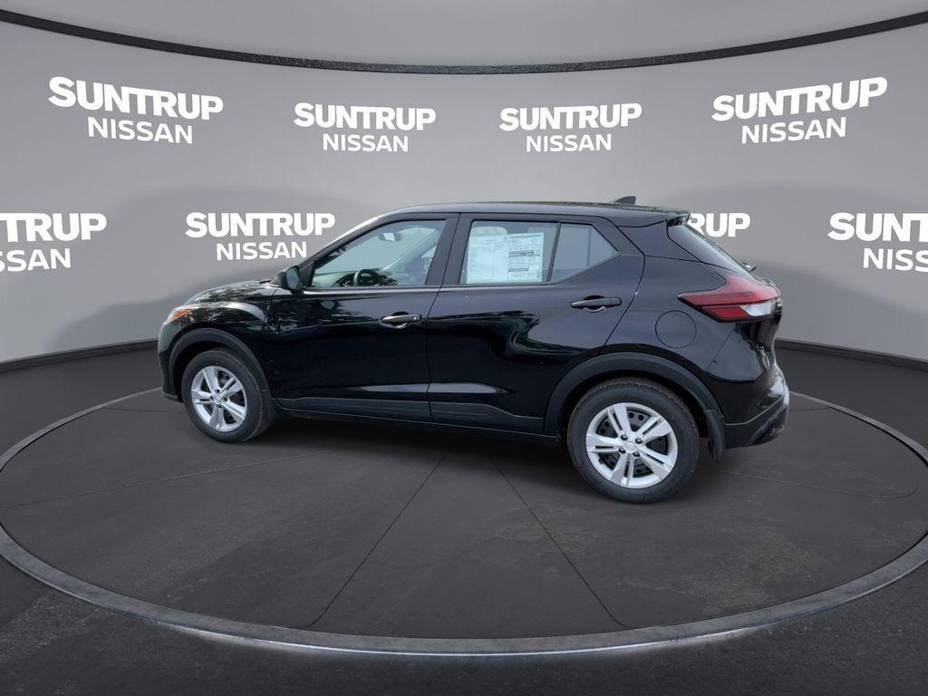 new 2025 Nissan Kicks Play car, priced at $21,647