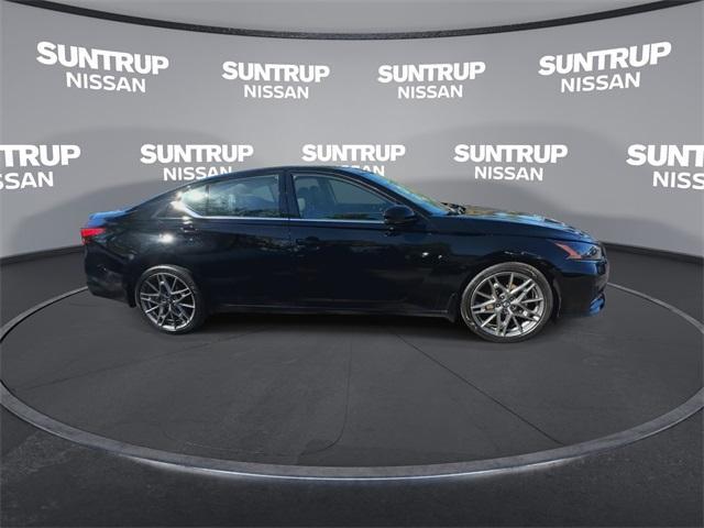 used 2024 Nissan Altima car, priced at $29,255
