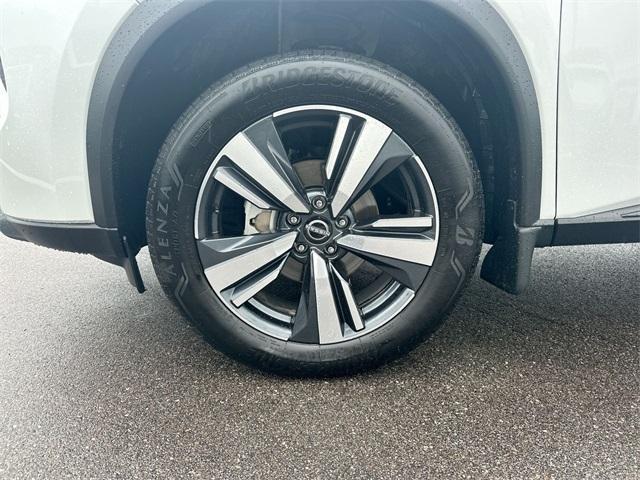 used 2024 Nissan Rogue car, priced at $31,717