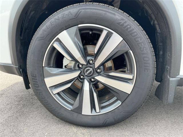 used 2024 Nissan Rogue car, priced at $33,255