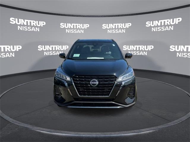 new 2024 Nissan Kicks car, priced at $23,988