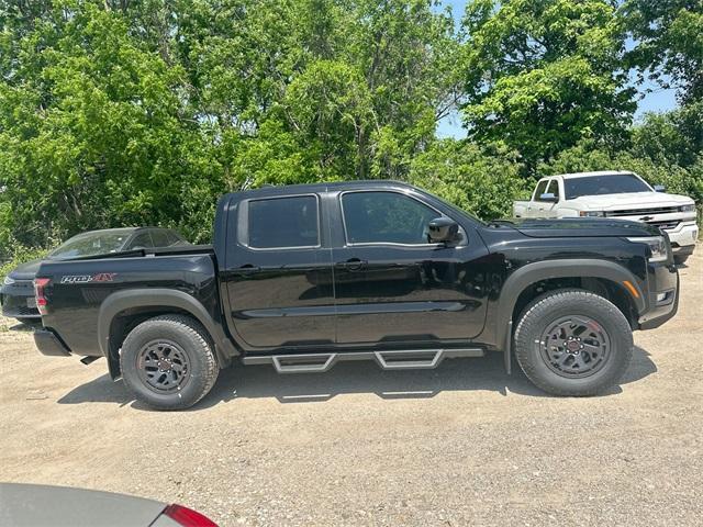 new 2025 Nissan Frontier car, priced at $39,921