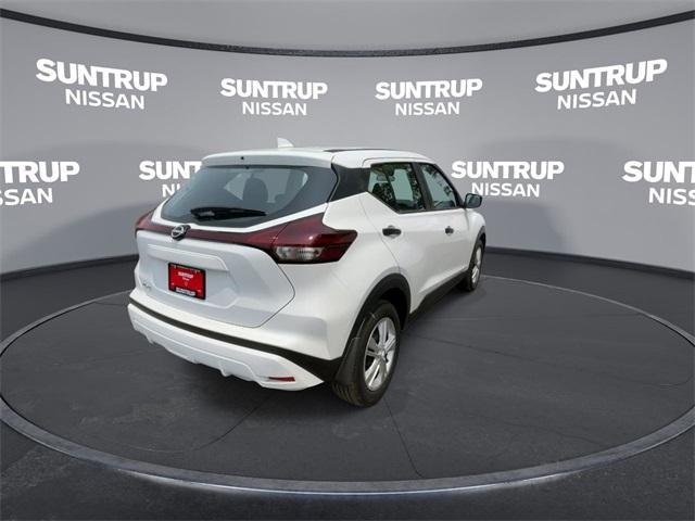 new 2025 Nissan Kicks Play car, priced at $23,257