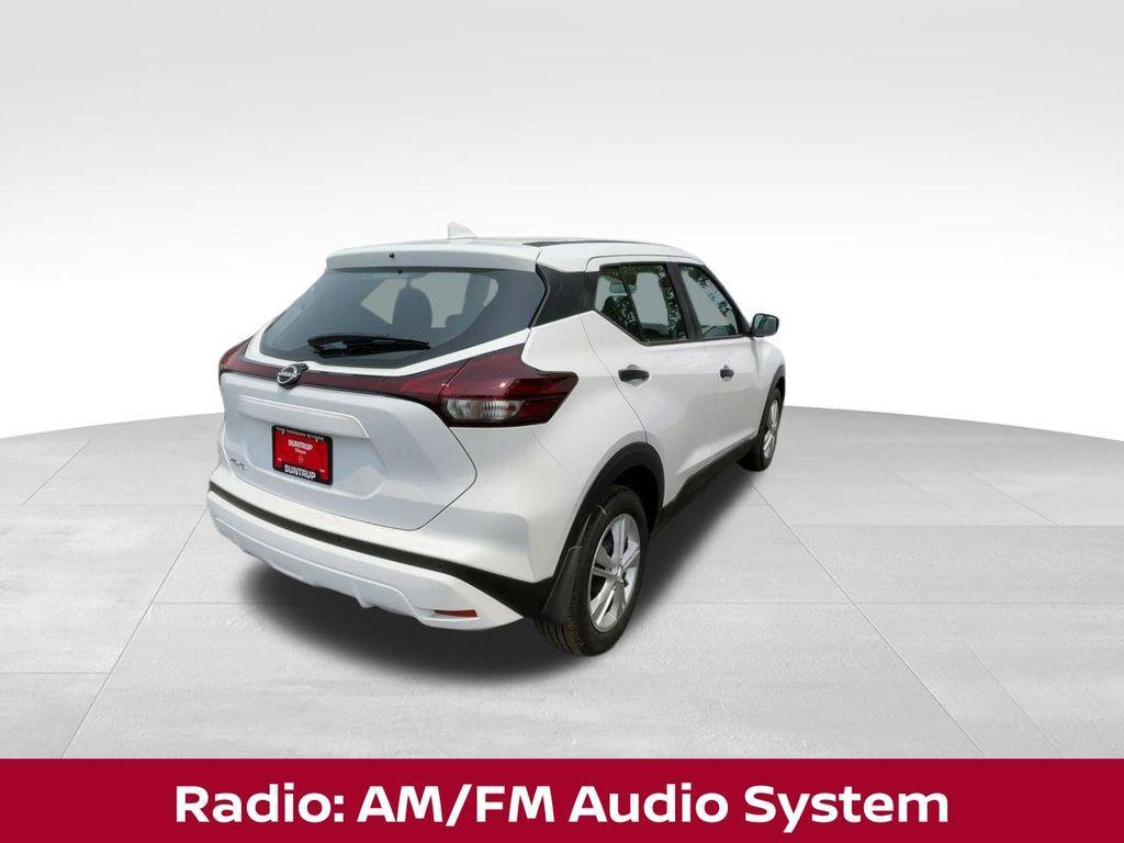 new 2025 Nissan Kicks Play car, priced at $21,557