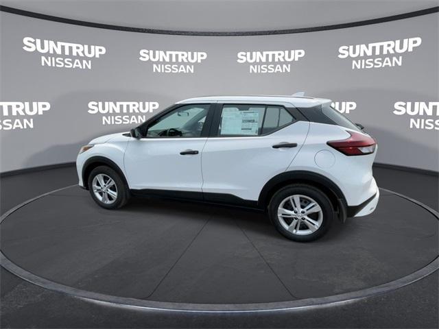 new 2025 Nissan Kicks Play car, priced at $23,257