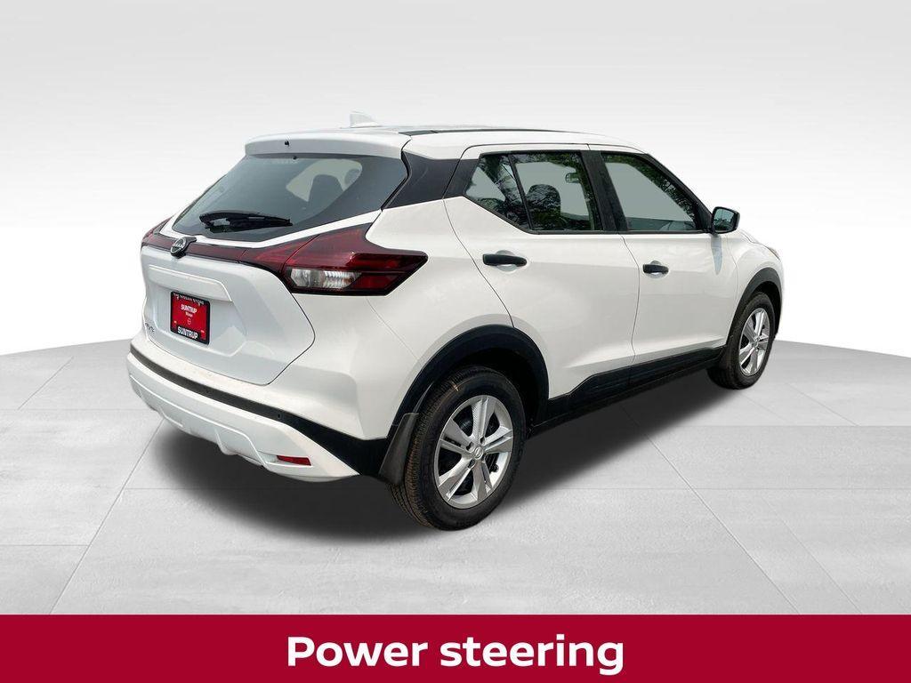 new 2025 Nissan Kicks Play car, priced at $21,557