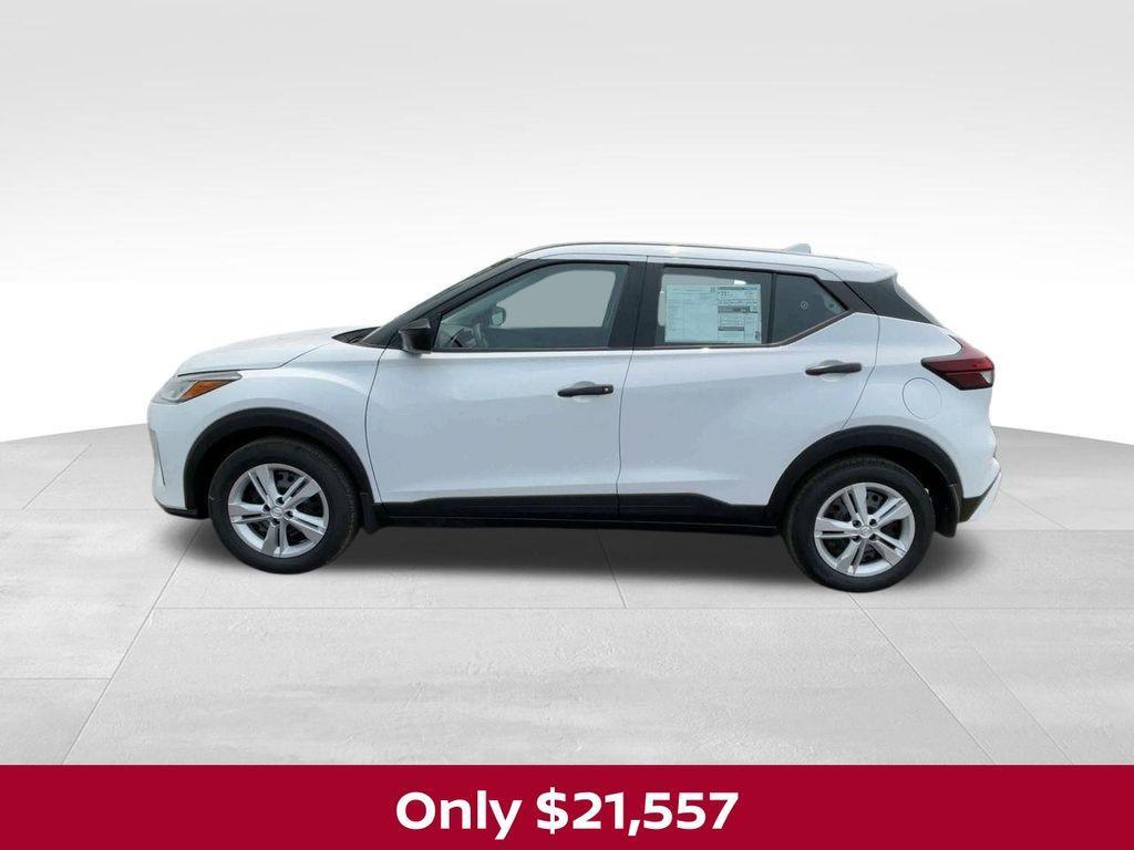 new 2025 Nissan Kicks Play car, priced at $21,557