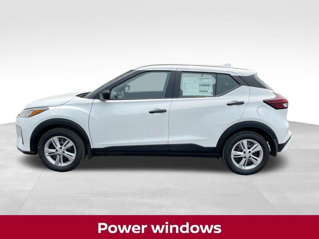 new 2025 Nissan Kicks Play car, priced at $21,557