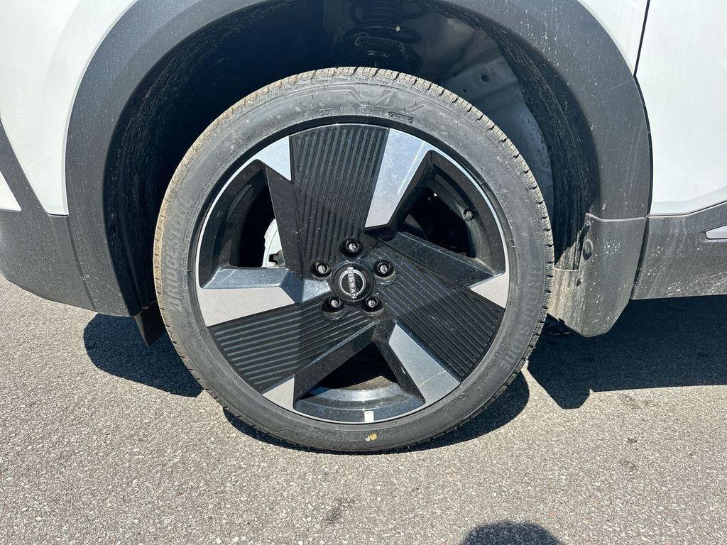 new 2025 Nissan Kicks car, priced at $25,466