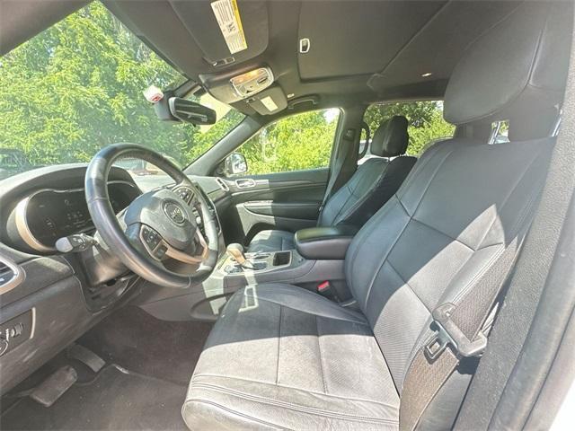 used 2017 Jeep Grand Cherokee car, priced at $15,885