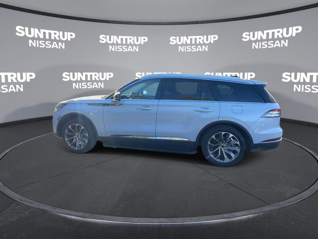 used 2025 Lincoln Aviator car, priced at $58,975