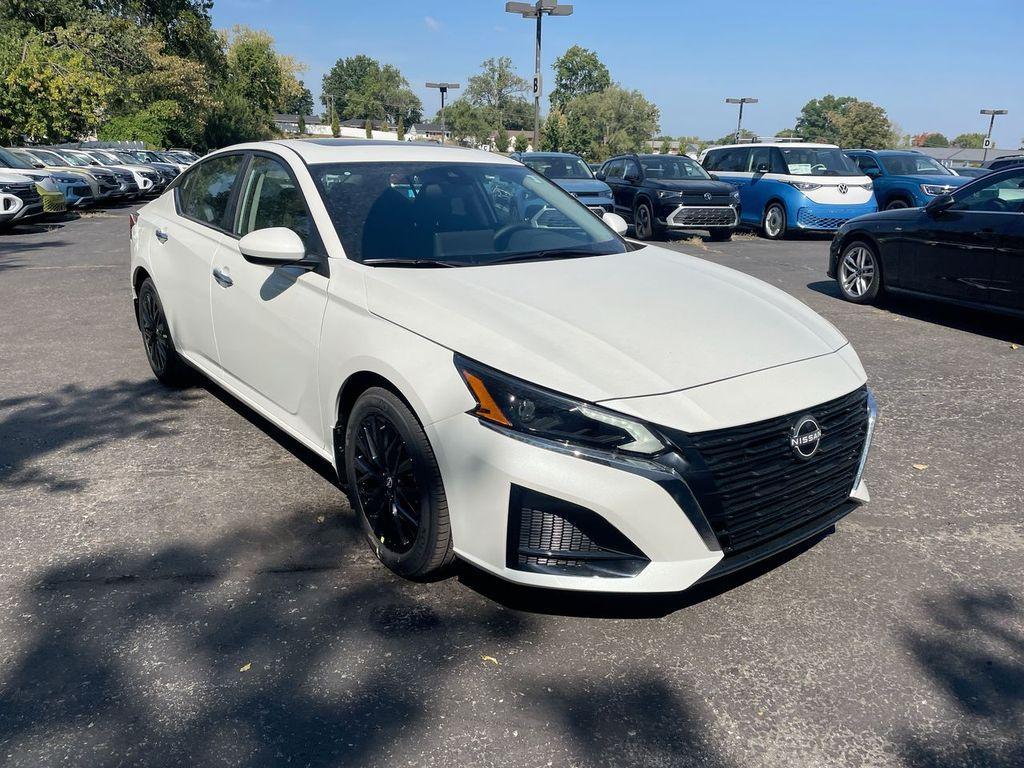 new 2025 Nissan Altima car, priced at $27,647