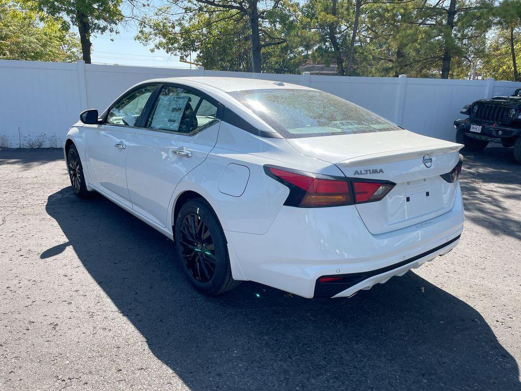 new 2025 Nissan Altima car, priced at $27,647