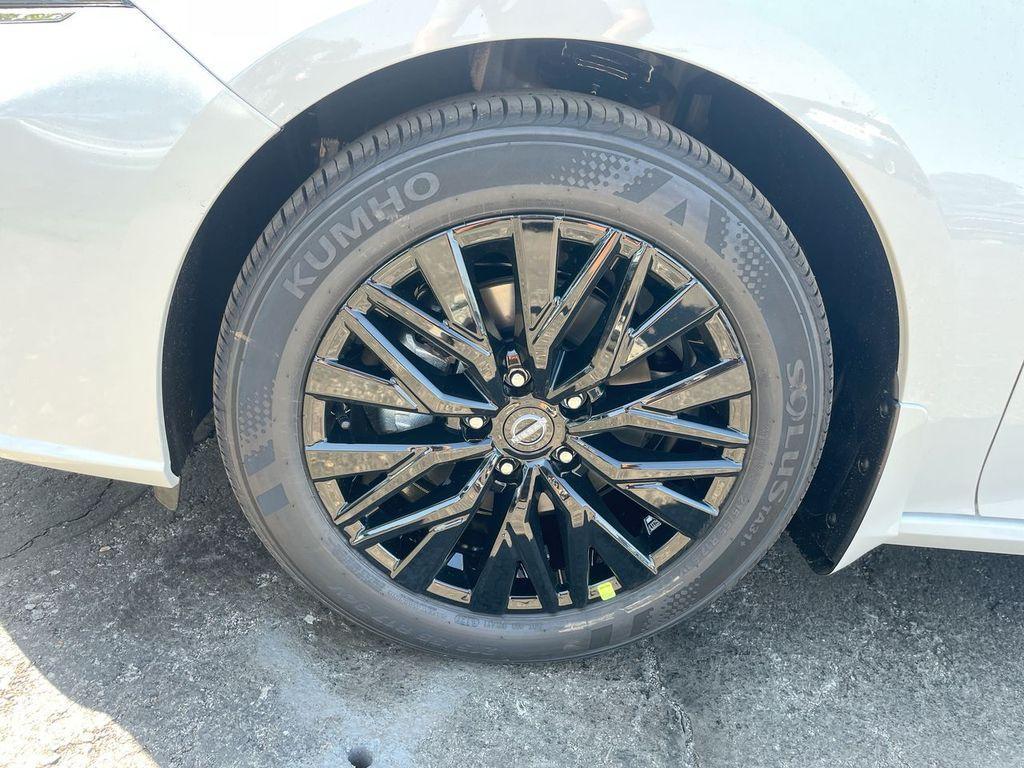 new 2025 Nissan Altima car, priced at $27,647