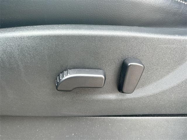 used 2024 Nissan Frontier car, priced at $42,043