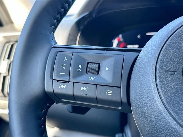 new 2025 Nissan Pathfinder car, priced at $50,244