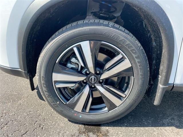 new 2025 Nissan Rogue car, priced at $44,825