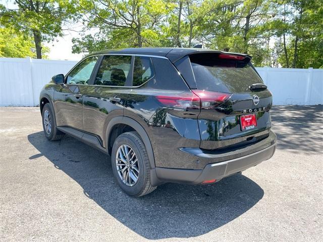 used 2025 Nissan Rogue car, priced at $32,221