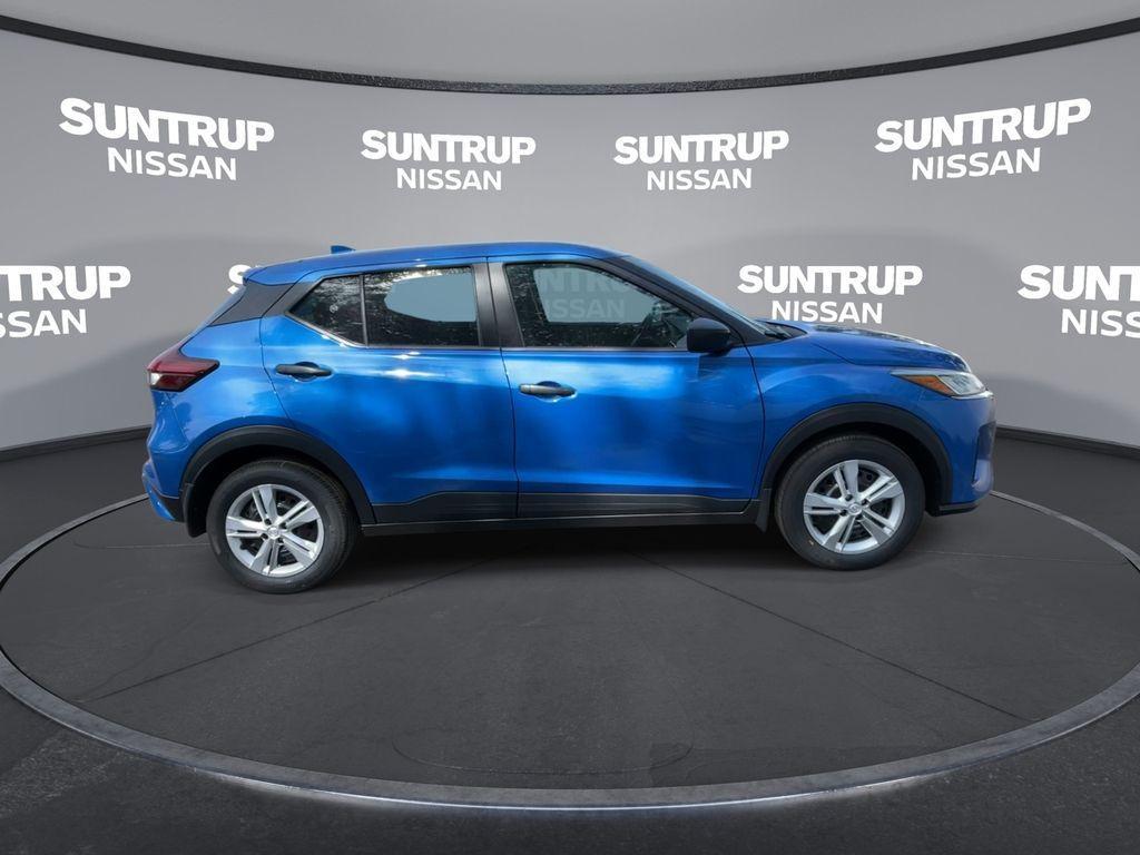 new 2025 Nissan Kicks Play car, priced at $21,647