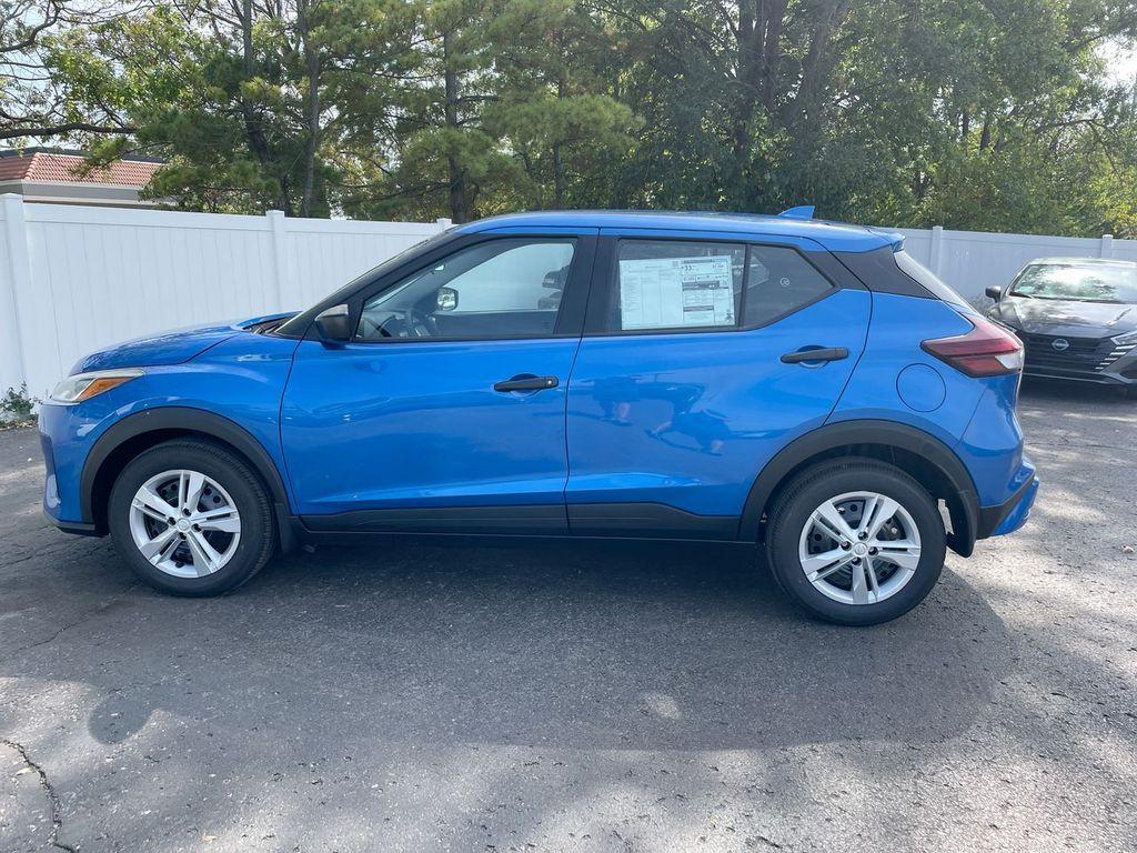 new 2025 Nissan Kicks Play car, priced at $21,647