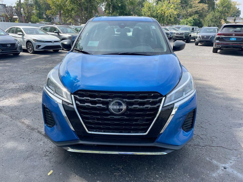 new 2025 Nissan Kicks Play car, priced at $21,647