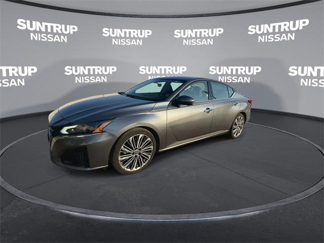 used 2023 Nissan Altima car, priced at $21,335