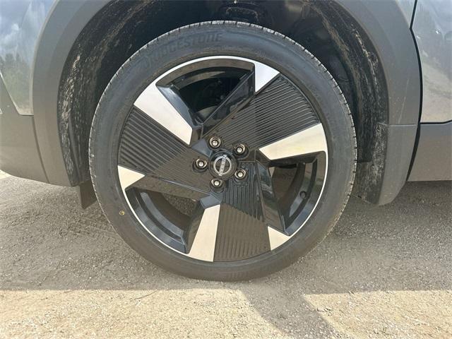 new 2025 Nissan Kicks car, priced at $27,045