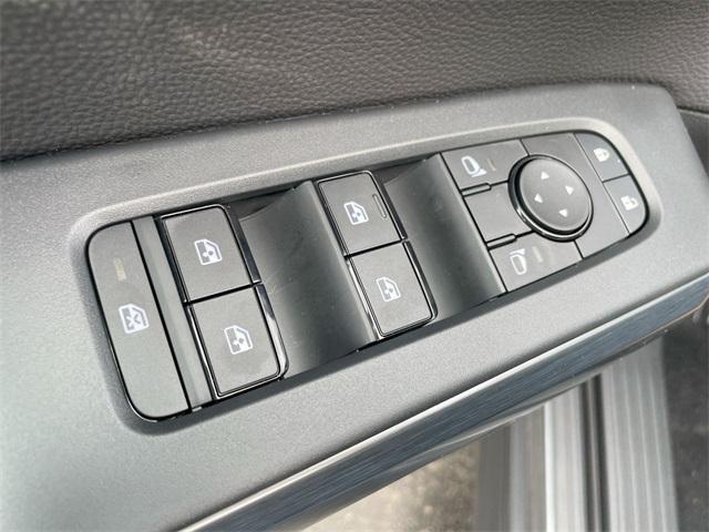 new 2025 Nissan Pathfinder car, priced at $40,473