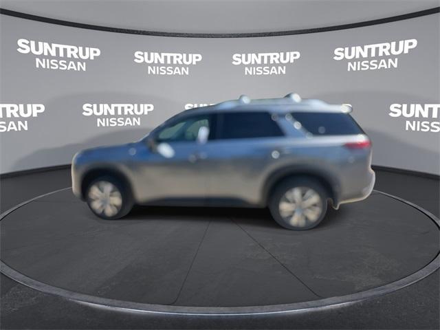 new 2025 Nissan Pathfinder car, priced at $40,104
