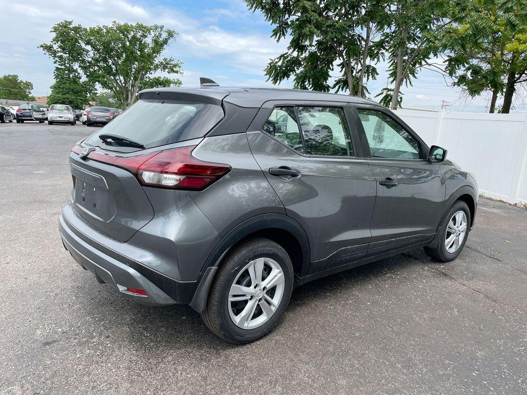 new 2025 Nissan Kicks Play car, priced at $21,479