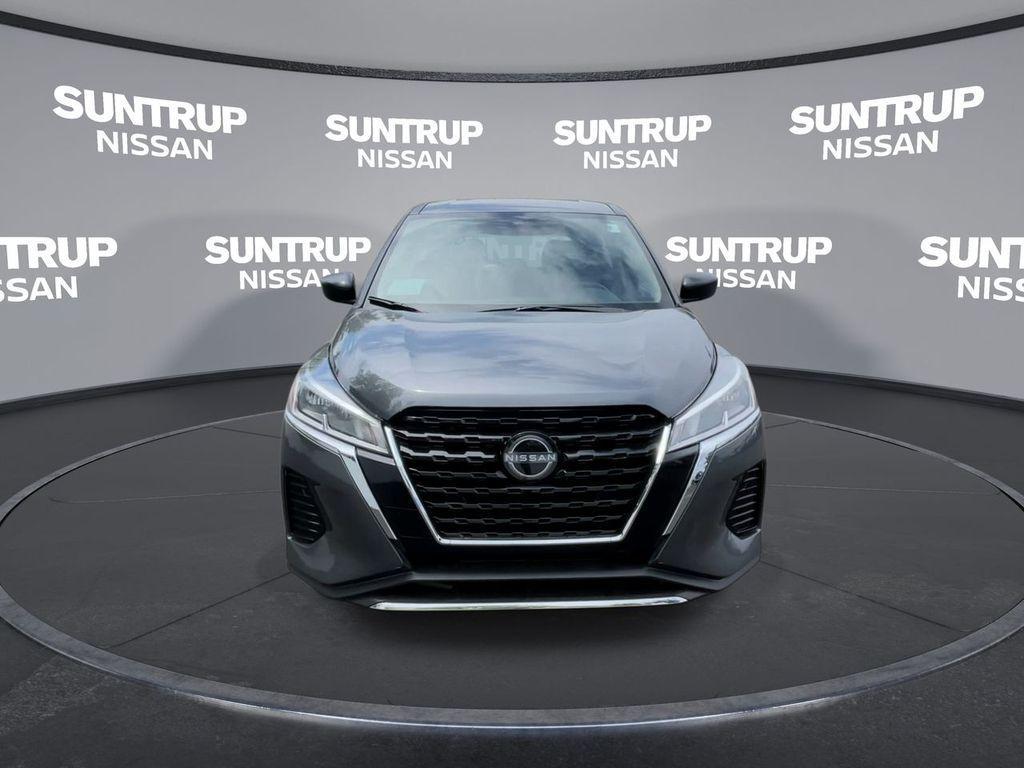 new 2025 Nissan Kicks Play car, priced at $21,479