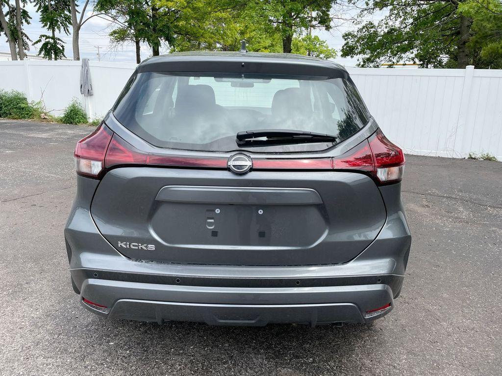 new 2025 Nissan Kicks Play car, priced at $21,479