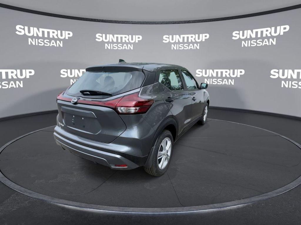 new 2025 Nissan Kicks Play car, priced at $21,479