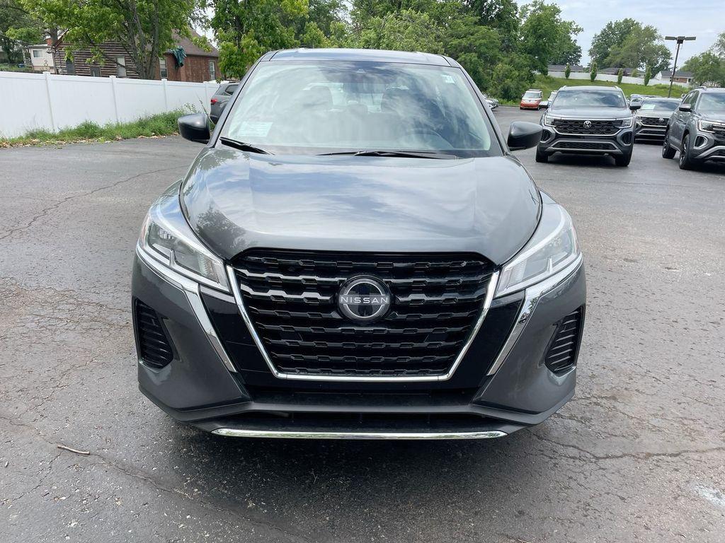 new 2025 Nissan Kicks Play car, priced at $21,479