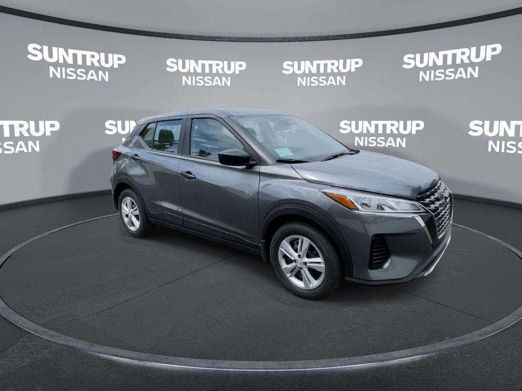 new 2025 Nissan Kicks Play car, priced at $21,479