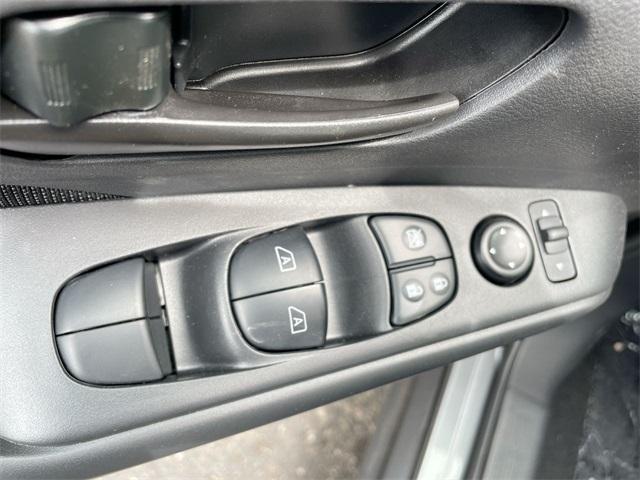 new 2025 Nissan Kicks Play car, priced at $23,179