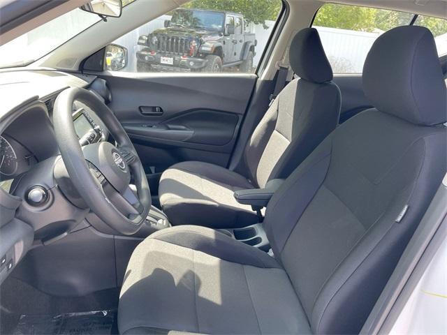 new 2025 Nissan Kicks Play car, priced at $21,947