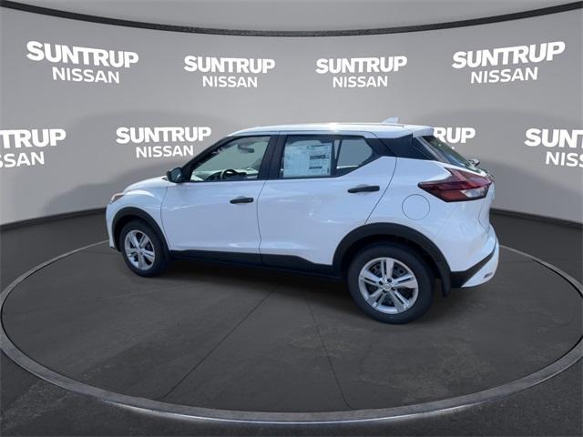 new 2025 Nissan Kicks Play car, priced at $21,947