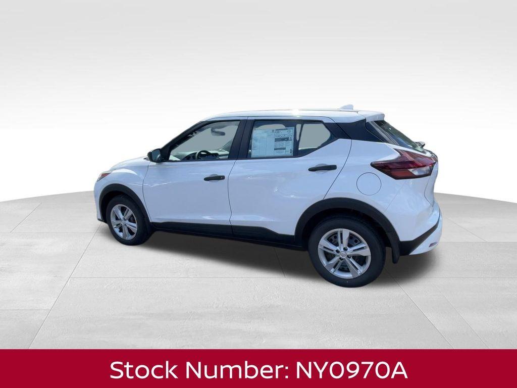 new 2025 Nissan Kicks Play car, priced at $21,647