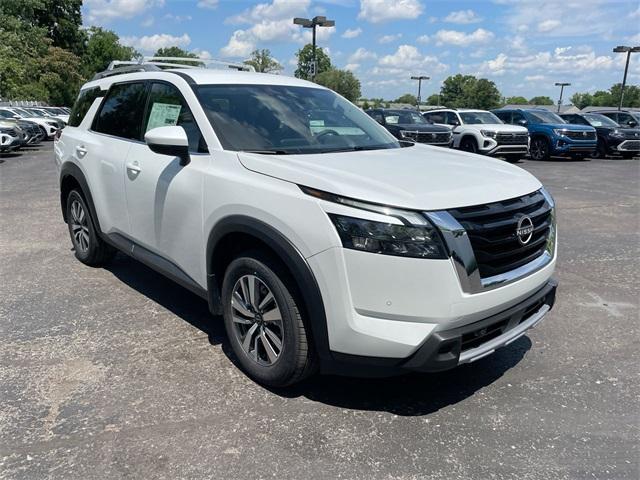 new 2025 Nissan Pathfinder car, priced at $41,223