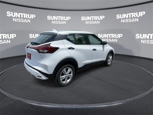 new 2025 Nissan Kicks Play car, priced at $23,275