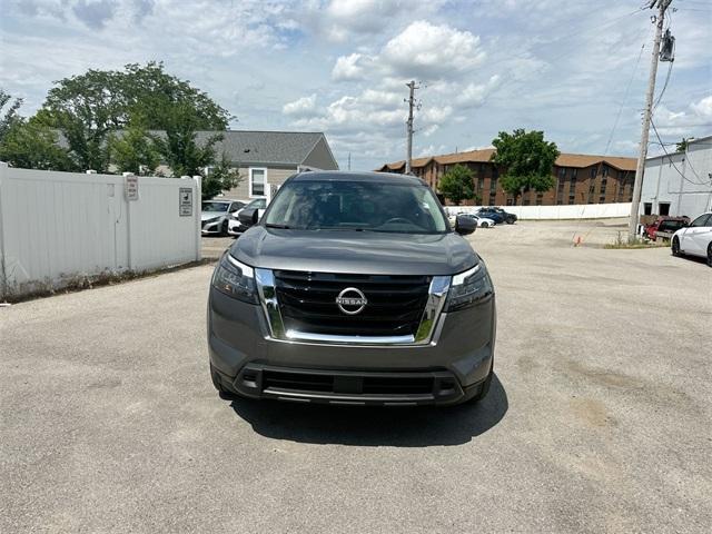 used 2024 Nissan Pathfinder car, priced at $35,005