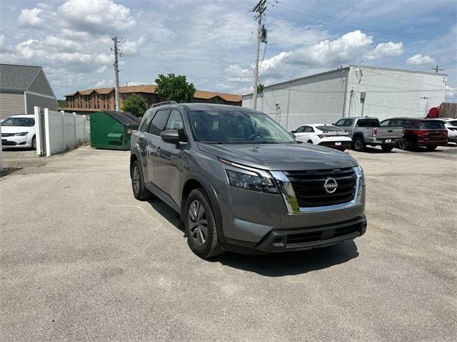 used 2024 Nissan Pathfinder car, priced at $35,005