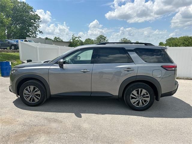 used 2024 Nissan Pathfinder car, priced at $35,005
